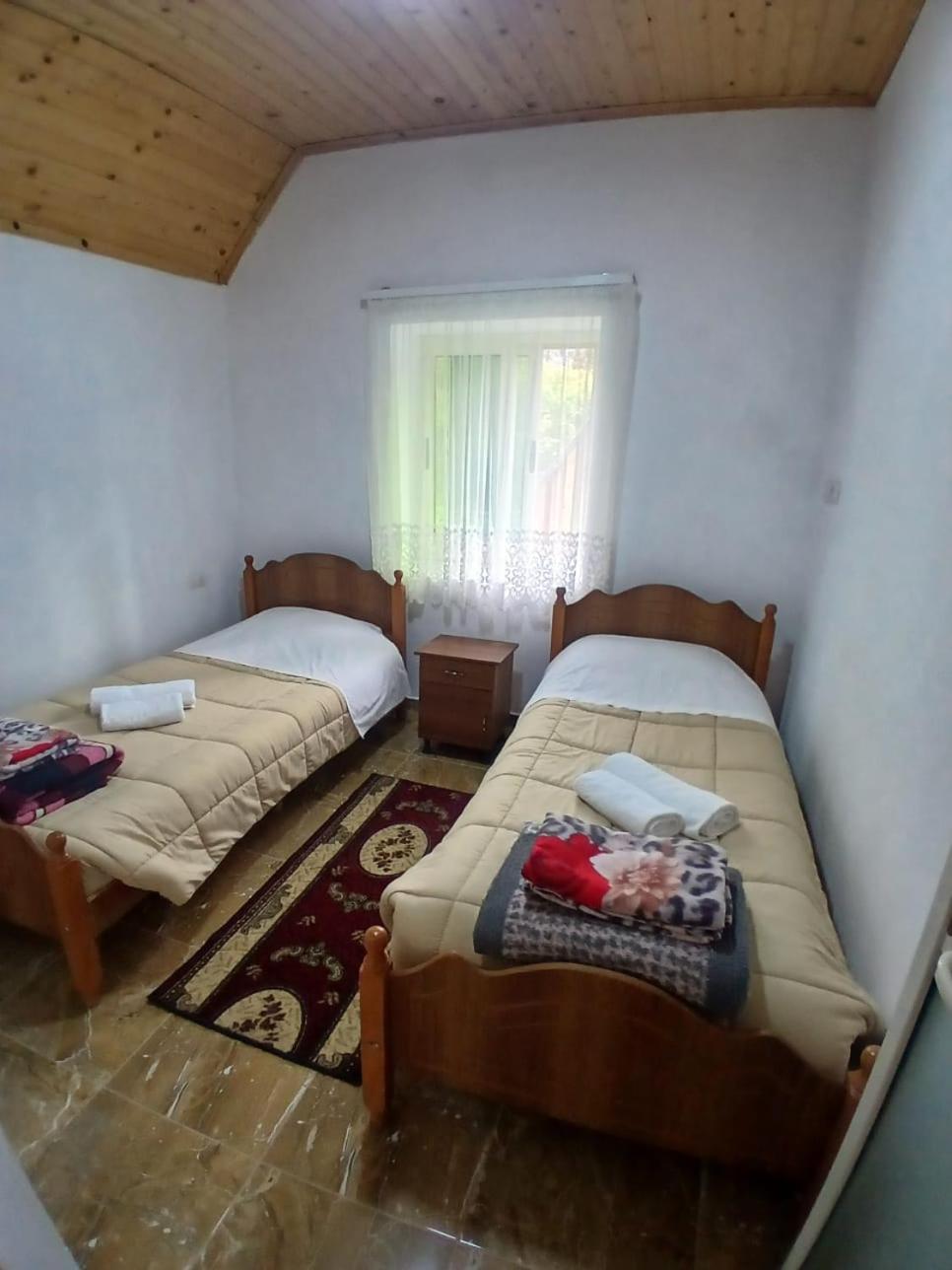 Bujtina Milani Bed & Breakfast Theth Exterior photo